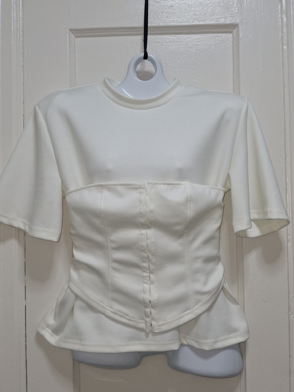 Missguided Cream Corset Peplum Top Padded Shoulders Short Sleeve NWT Medium